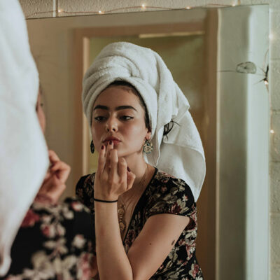 7 Eye Makeup Hacks to Make You Look Runway Ready