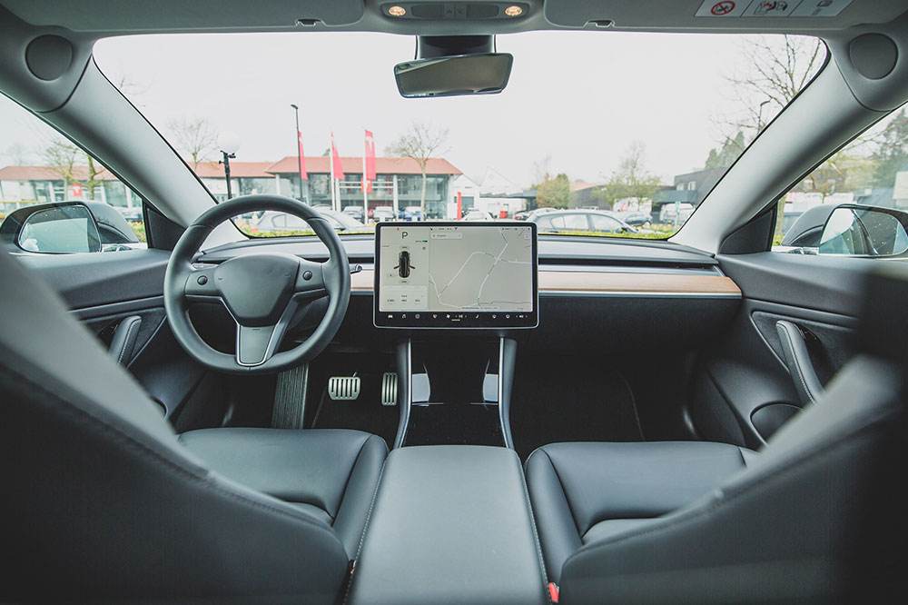 Top 5 Companies Manufacturing Self-Driving Vehicles