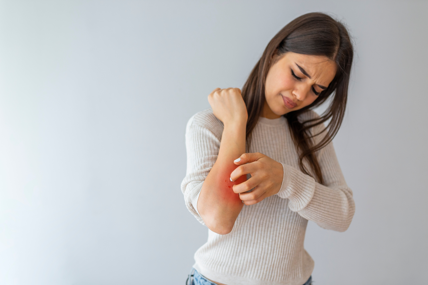 Treatment Medications and Foods to Avoid With Psoriasis