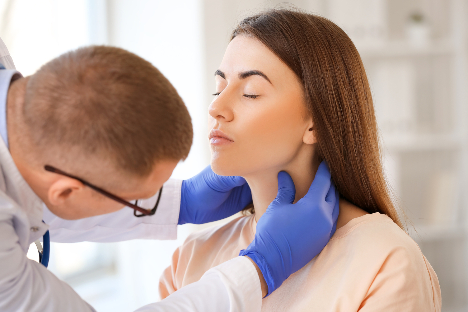 Thyroid Cancer: Symptoms and Diagnosis